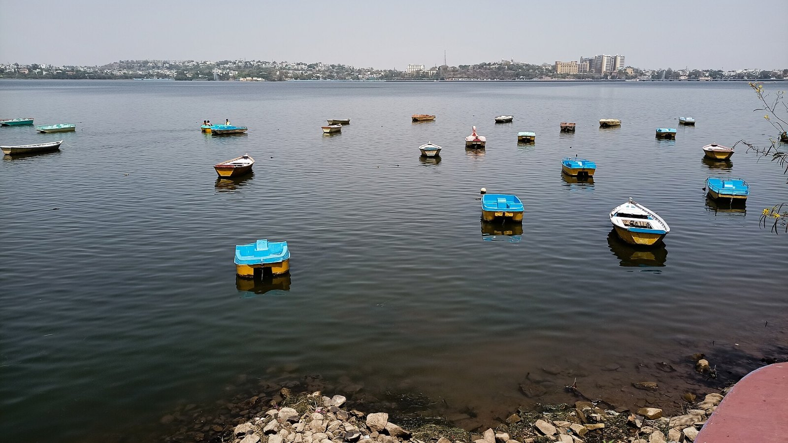 भोपाल यात्रा गाइड: ऊपरी झील, भारत भवन और साँची की एक दिन की सैर