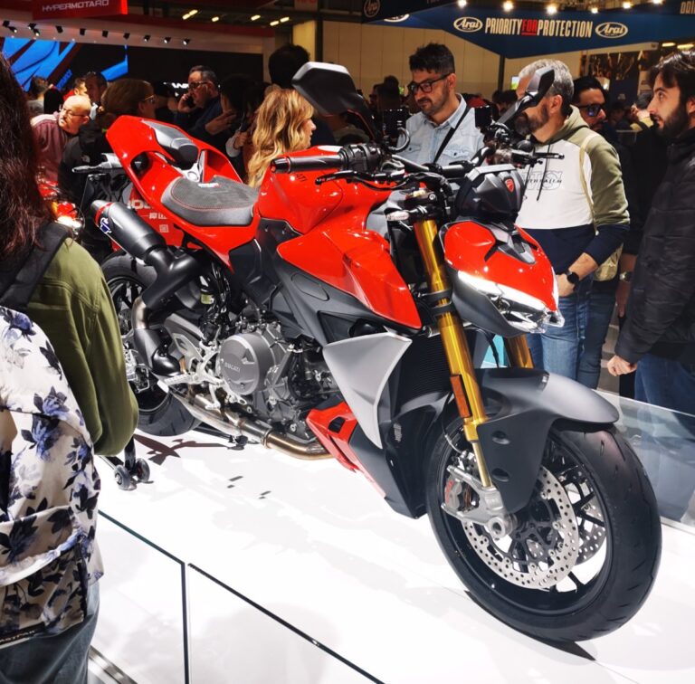 अक्टूबर 2026 में भारत में बाइक लॉन्च: BMW F 450 R, डुकाटी Hypermotard V2 और और भी बहुत कुछ